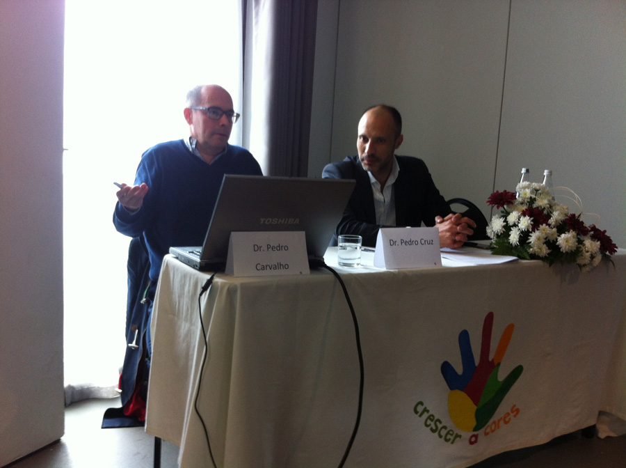 Workshop do consumo de drogas no cérebro dos adolescentes